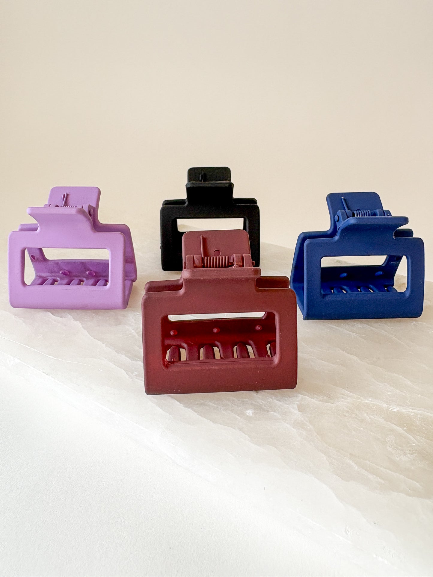 matte square clips